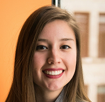 Portrait de Victoria Lawson, leader et directrice financière d'une entreprise de trading financier